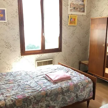 Chez Place A Estaing N°2 Estaing (Hautes-Pyrenees)